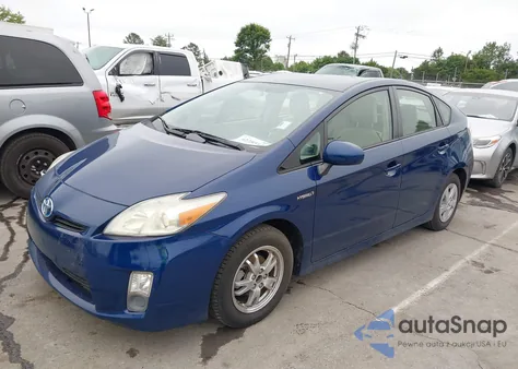 2011 Toyota Prius Two from USA, damaged, VIN JTDKN3DU8B5301856
